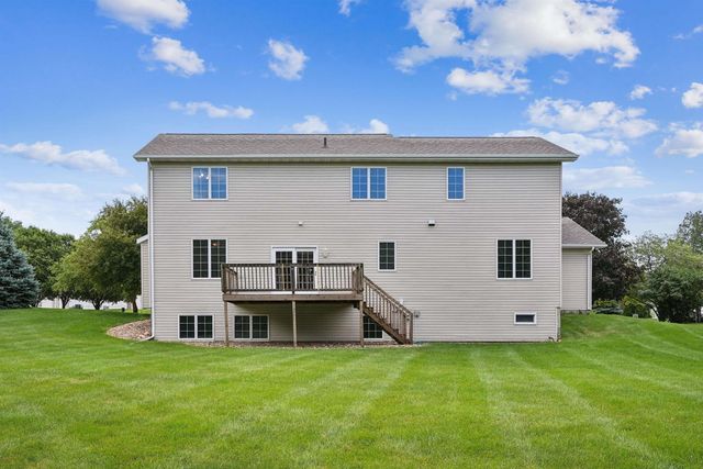 1920 Falcon Ridge, Waterloo, IA 50701