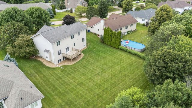 1920 Falcon Ridge, Waterloo, IA 50701
