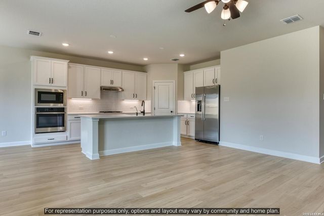 14232 Wolf View, San Antonio, TX 78252