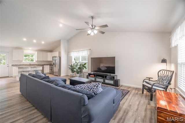 21 Cuivre River Drive, Troy, MO 63379