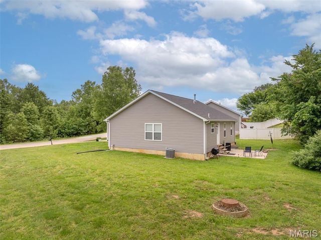 21 Cuivre River Drive, Troy, MO 63379