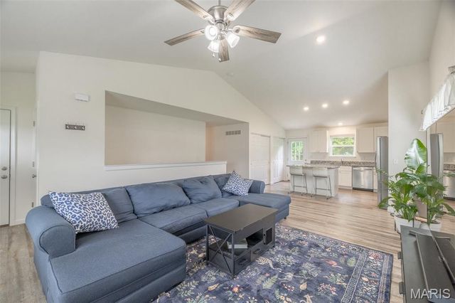 21 Cuivre River Drive, Troy, MO 63379