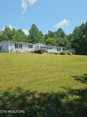 109 County Road 117, Riceville, TN 37370