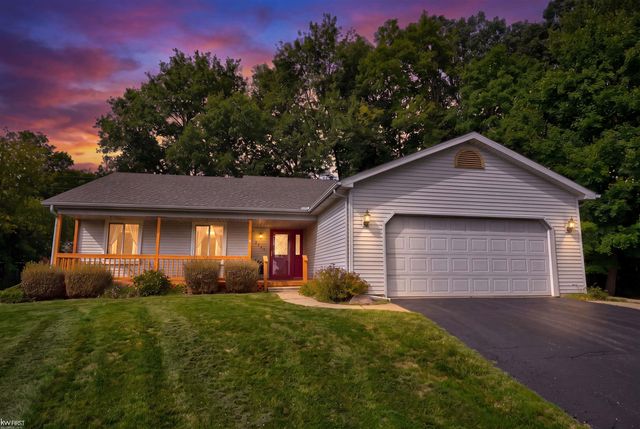 2680 Tomahawk Court, Waterford Twp, MI 48328