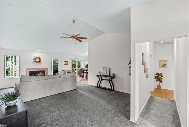 2680 Tomahawk Court, Waterford Twp, MI 48328