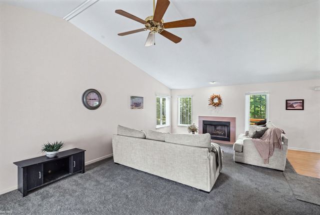 2680 Tomahawk Court, Waterford Twp, MI 48328