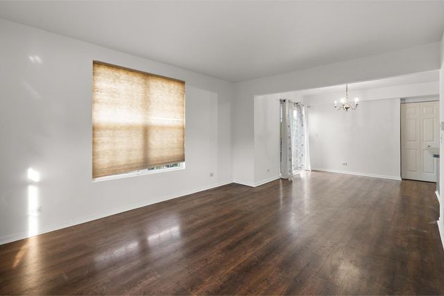 1651 Linden Park Lane, Aurora, IL 60504