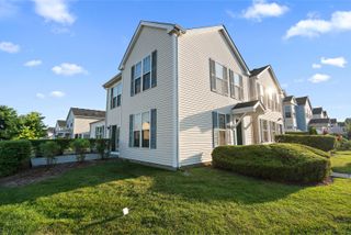 1651 Linden Park Lane, Aurora, IL 60504