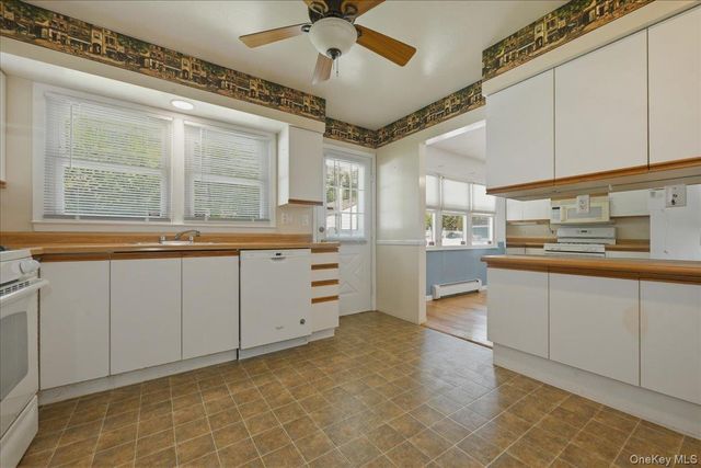 2937 Morgan Drive, Wantagh, NY 11793