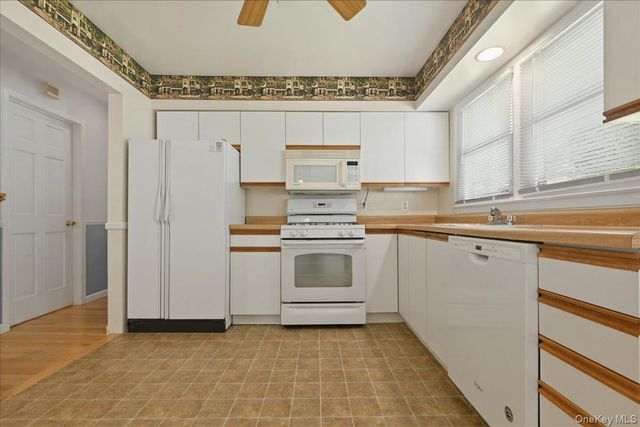 2937 Morgan Drive, Wantagh, NY 11793