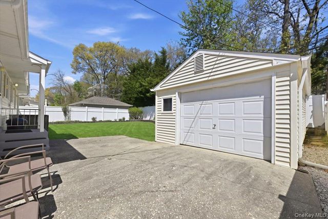 2937 Morgan Drive, Wantagh, NY 11793