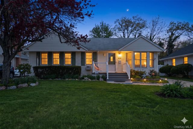 2937 Morgan Drive, Wantagh, NY 11793