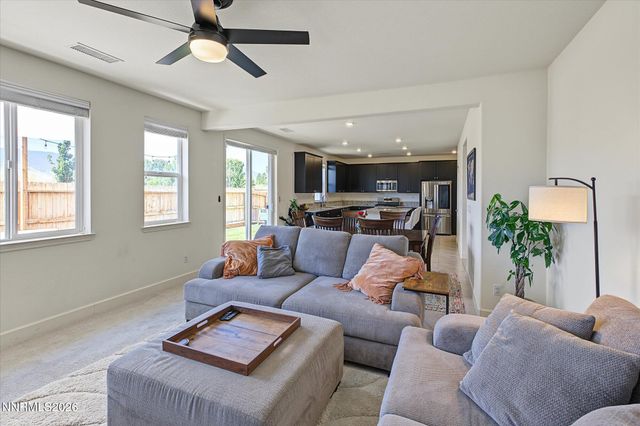 1098 Dapple Drive, Minden, NV 89423