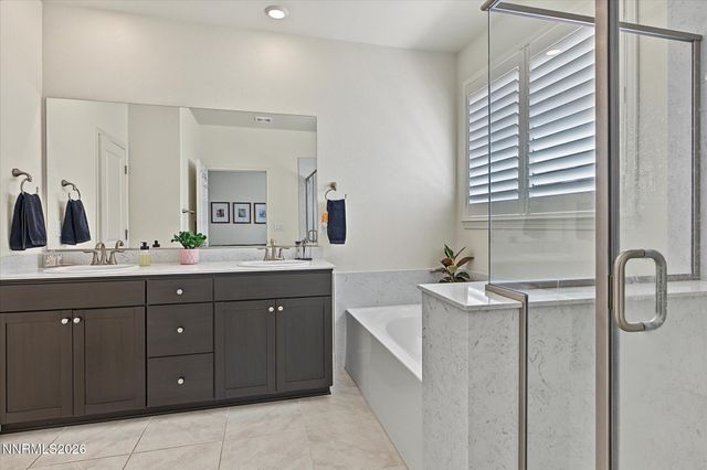 1098 Dapple Drive, Minden, NV 89423