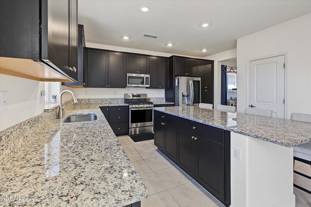 1098 Dapple Drive, Minden, NV 89423