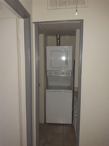 4411 Guadalupe ST 9, Austin, TX 78751