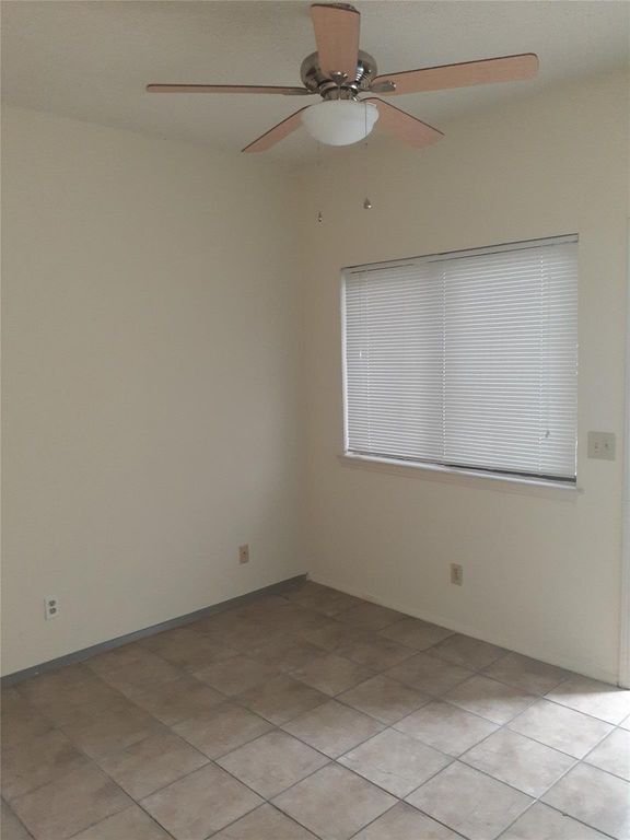 4411 Guadalupe ST 9, Austin, TX 78751