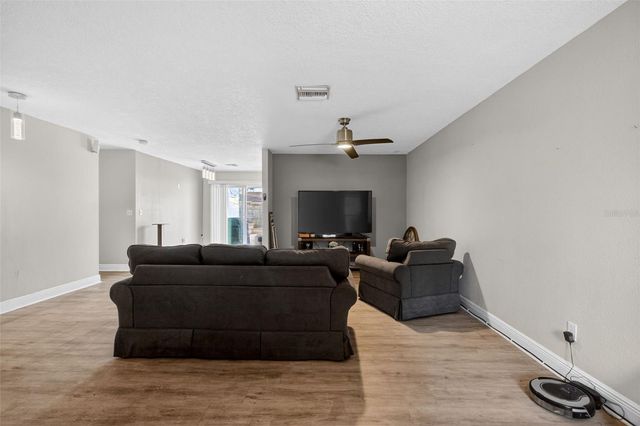 2738 FIRESIDE COURT, Orlando, FL 32839