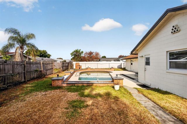 2738 FIRESIDE COURT, Orlando, FL 32839