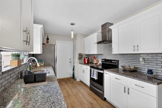 2738 FIRESIDE COURT, Orlando, FL 32839