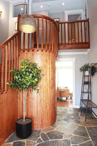 2430 E 17th Place, Tulsa, OK 74104