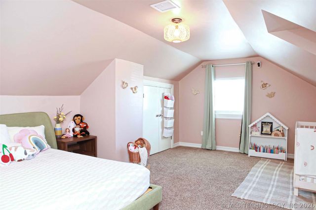 2430 E 17th Place, Tulsa, OK 74104