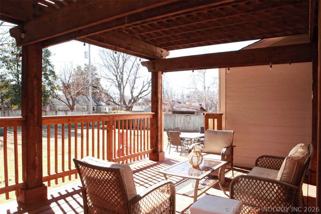 2430 E 17th Place, Tulsa, OK 74104