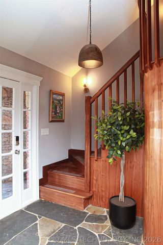 2430 E 17th Place, Tulsa, OK 74104