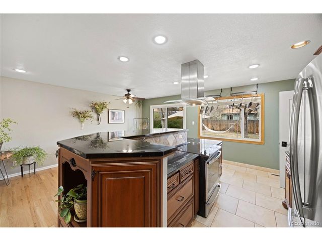 135 S 42nd St, Boulder, CO 80305