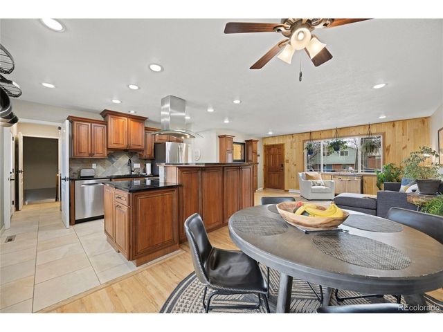135 S 42nd St, Boulder, CO 80305