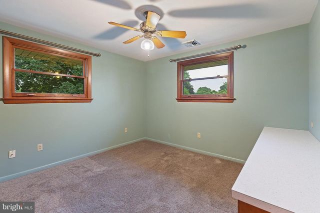 102 LYNNWOOD DR, Palmyra, PA 17078