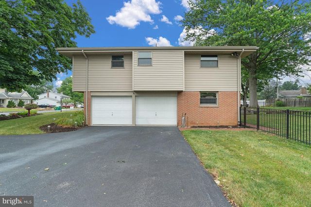 102 LYNNWOOD DR, Palmyra, PA 17078