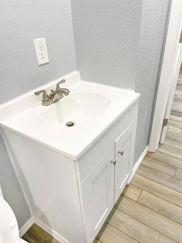 141 S HIAWASSEE ROAD, Orlando, FL 32835