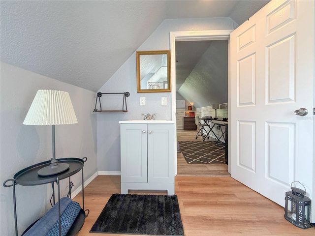 141 S HIAWASSEE ROAD, Orlando, FL 32835