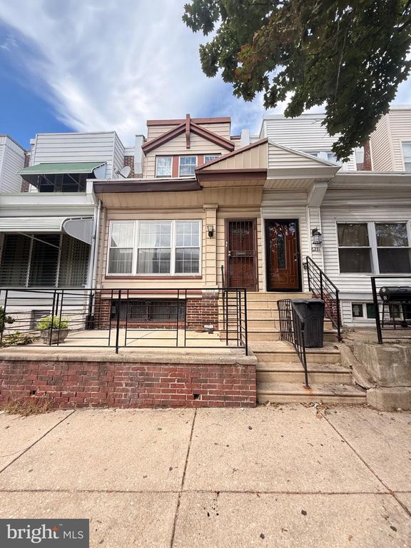6233 PINE ST, Philadelphia, PA 19139 — exterior
