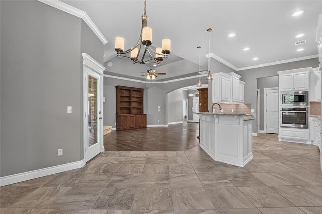2501 Semillon Way, Edmond, OK 73012