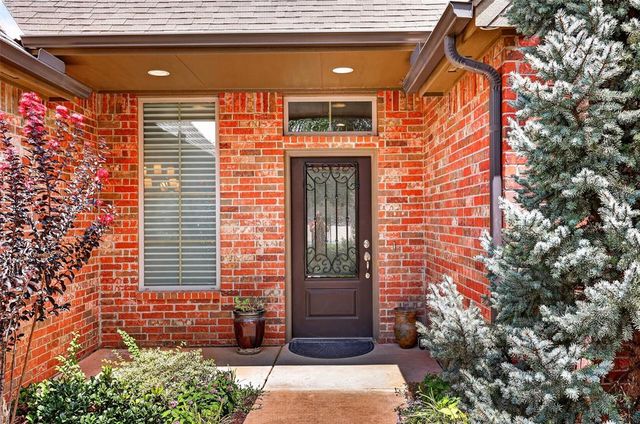 2501 Semillon Way, Edmond, OK 73012