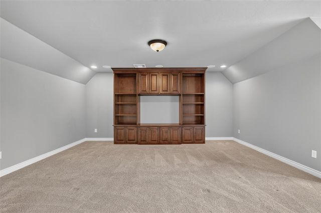2501 Semillon Way, Edmond, OK 73012