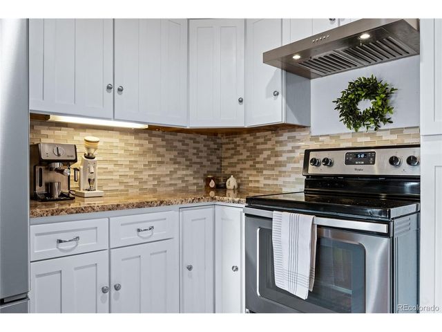 6013 Youngfield St, Arvada, CO 80004