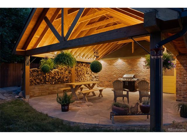 6013 Youngfield St, Arvada, CO 80004
