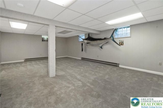 1148 Meadowbrook Circle West, Allentown City, PA 18103