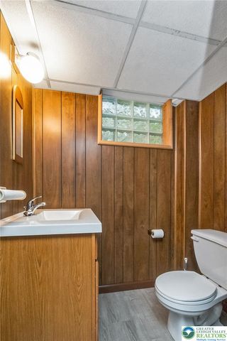 1148 Meadowbrook Circle West, Allentown City, PA 18103