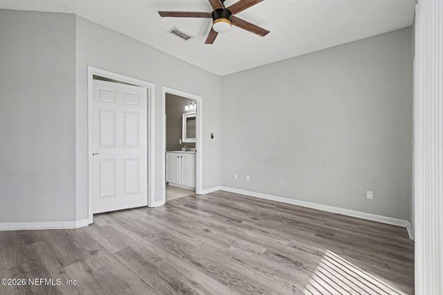 10000 GATE Parkway 916, Jacksonville, FL 32246