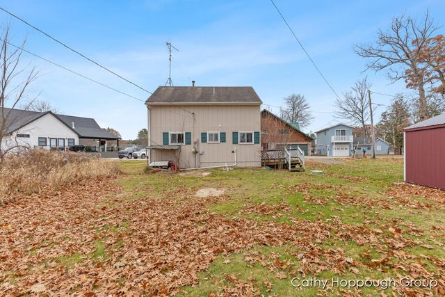 1401 White Birch Drive, Stanton, MI 48888