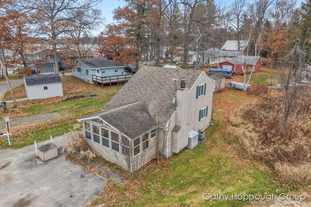 1401 White Birch Drive, Stanton, MI 48888