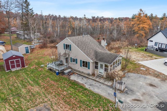 1401 White Birch Drive, Stanton, MI 48888