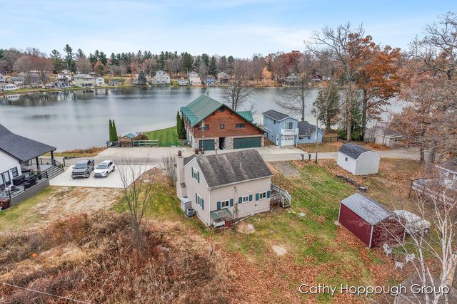 1401 White Birch Drive, Stanton, MI 48888