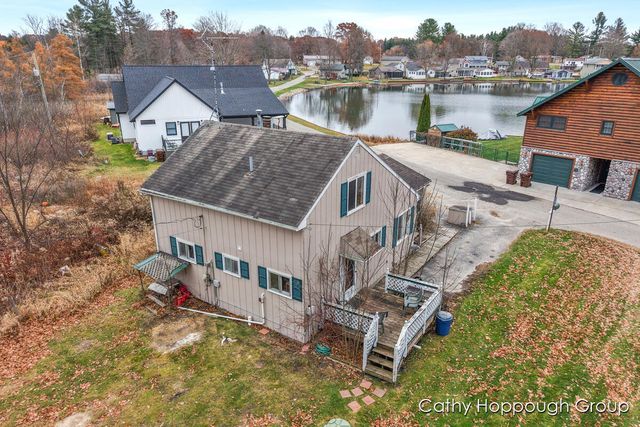 1401 White Birch Drive, Stanton, MI 48888