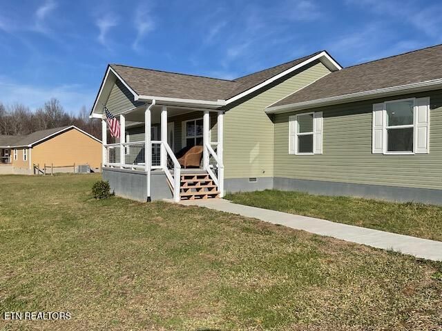 3669 Martha Washington Rd, Clarkrange, TN 38553