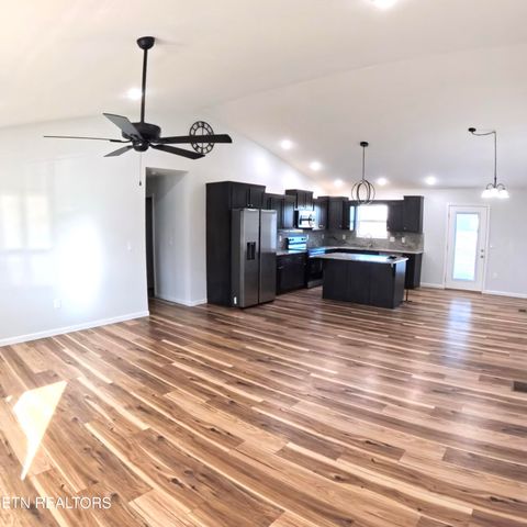 3669 Martha Washington Rd, Clarkrange, TN 38553